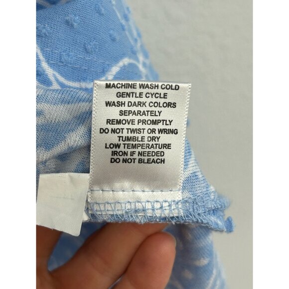 Emily Daniels Blue Floral Textured Short Sleeve Top Sz PM - Picture 8 of 10